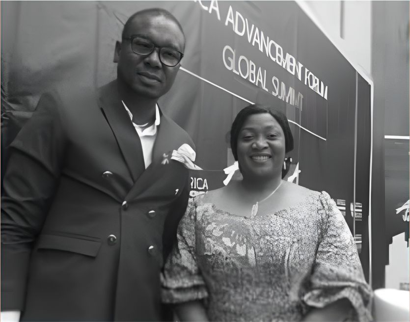 Dr Utchay Odims Home 12 Dr Utchay & VP of Liberia H.E. Jewel Taylor