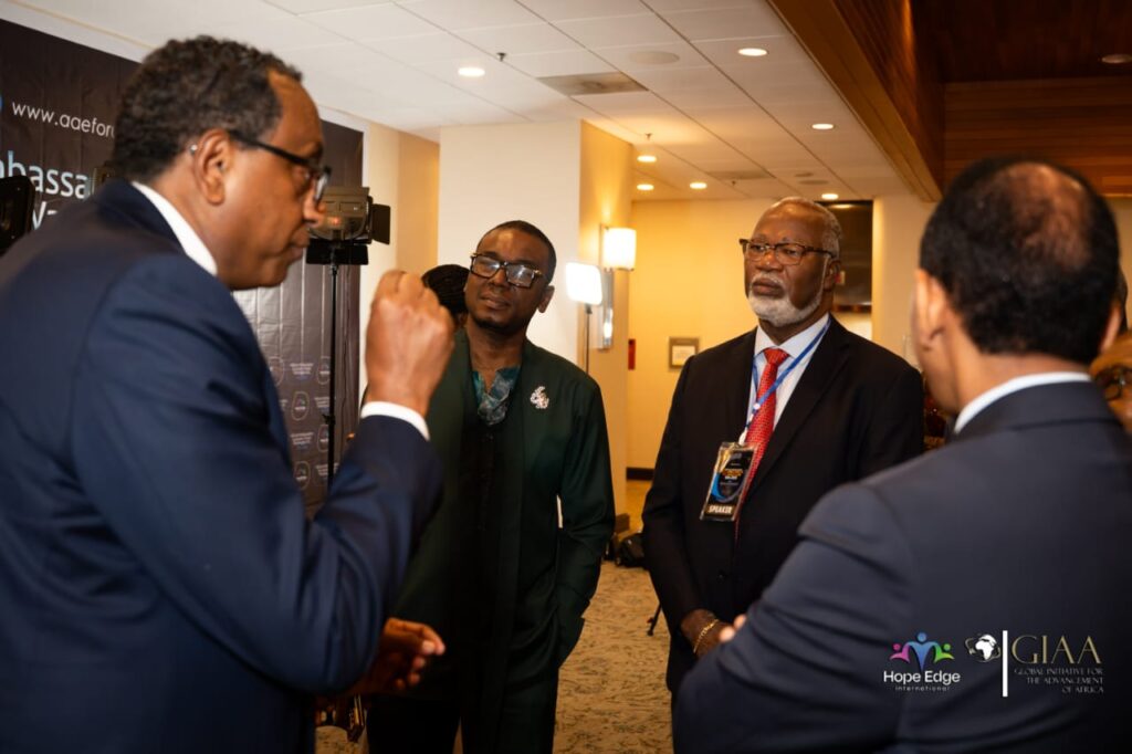 Dr utchay odims,H.e Louis Mussington President Saint saint